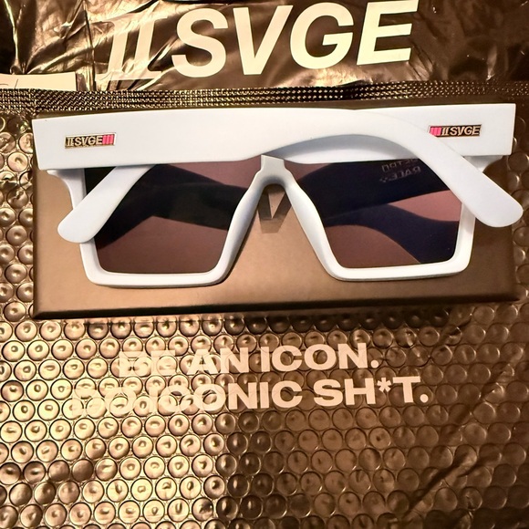 TWO SVGE - ICON - MIRAGE SUNGLASSES - Picture 6 of 14